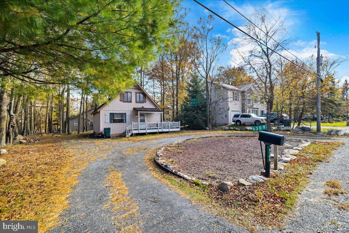 6309 Ventnor Drive photo 3
