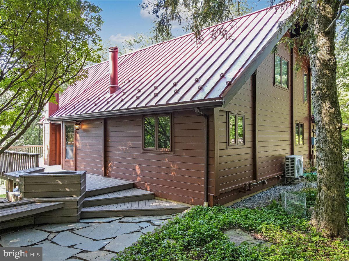 141 Longview Drive photo 88