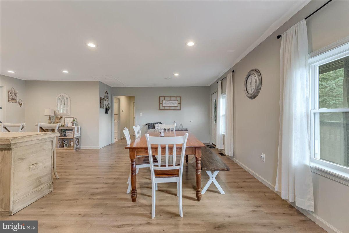 119 Rolling View Drive photo 10