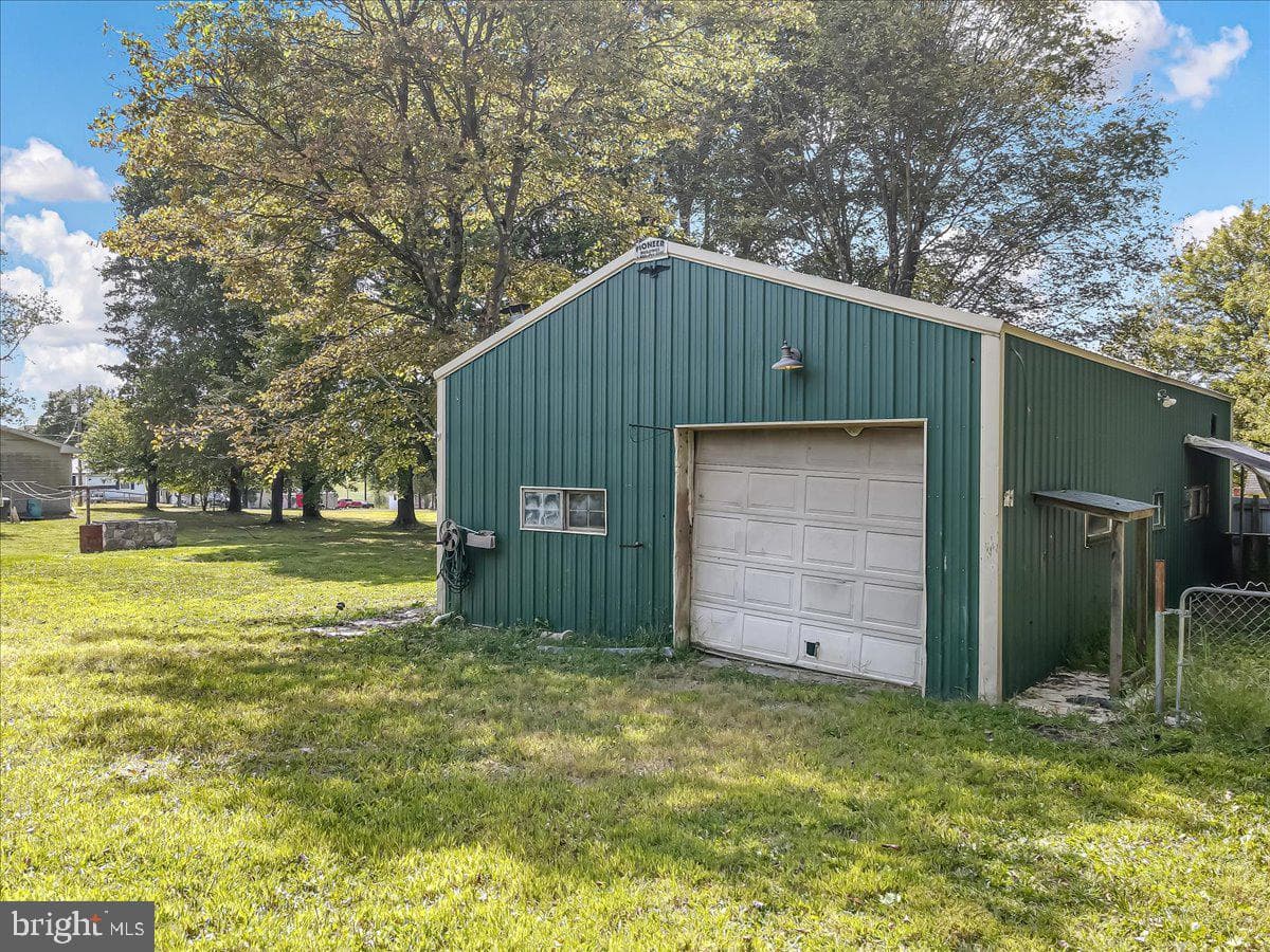 119 Rolling View Drive photo 58