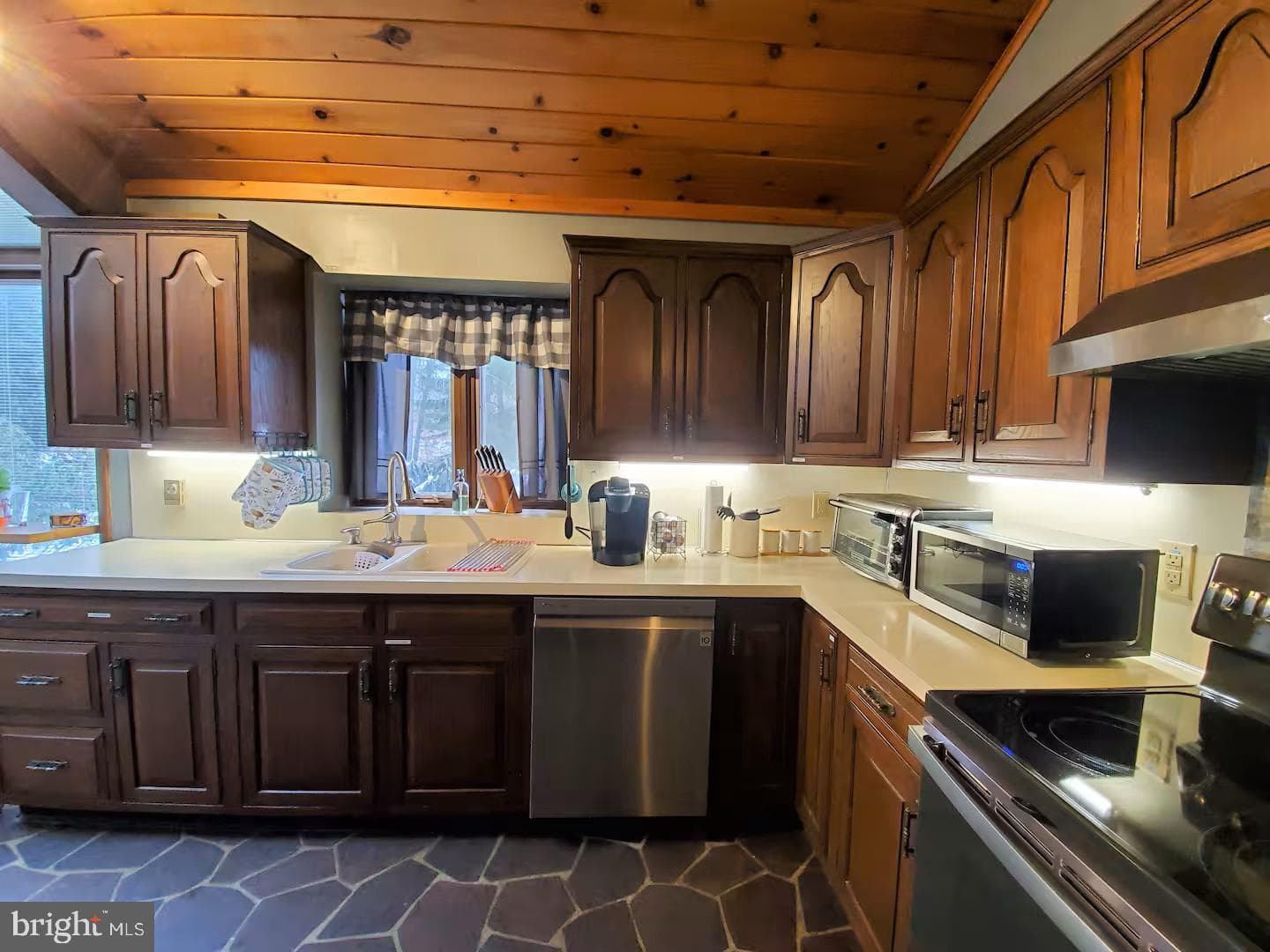 1271 Kilmer Road photo 9