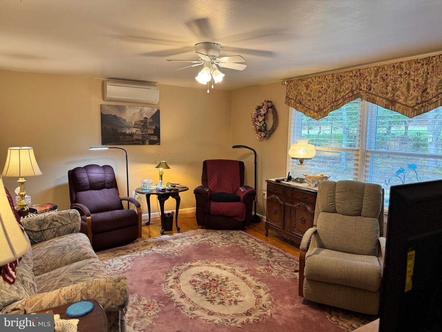 692 Watercrest Avenue photo 4