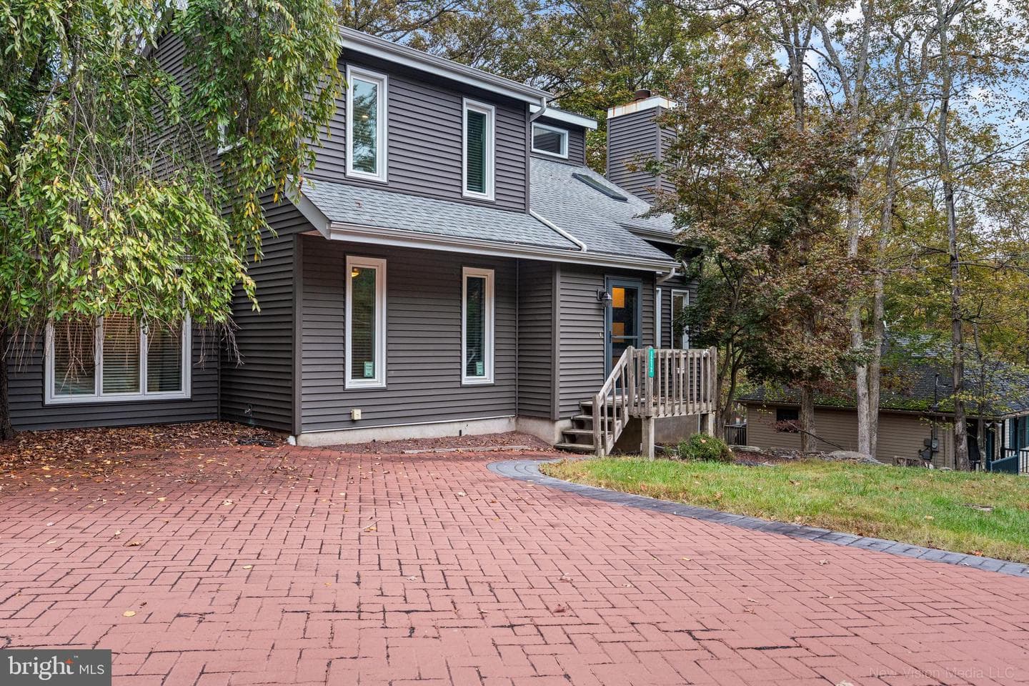 1212 Brentwood Drive photo 1