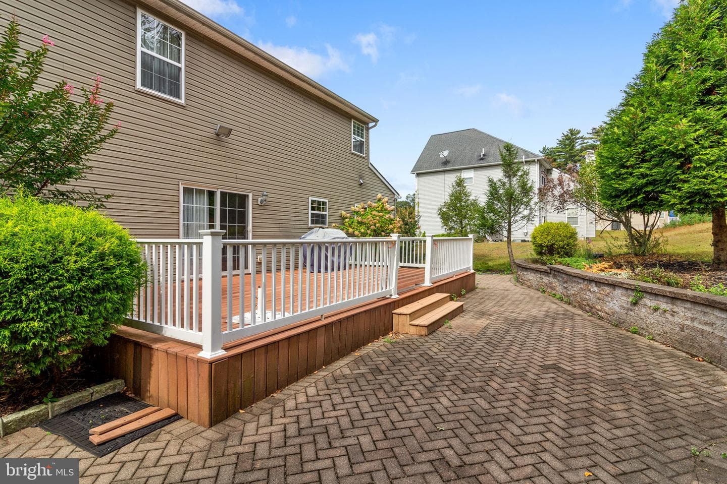 106 Daffodil Drive photo 37