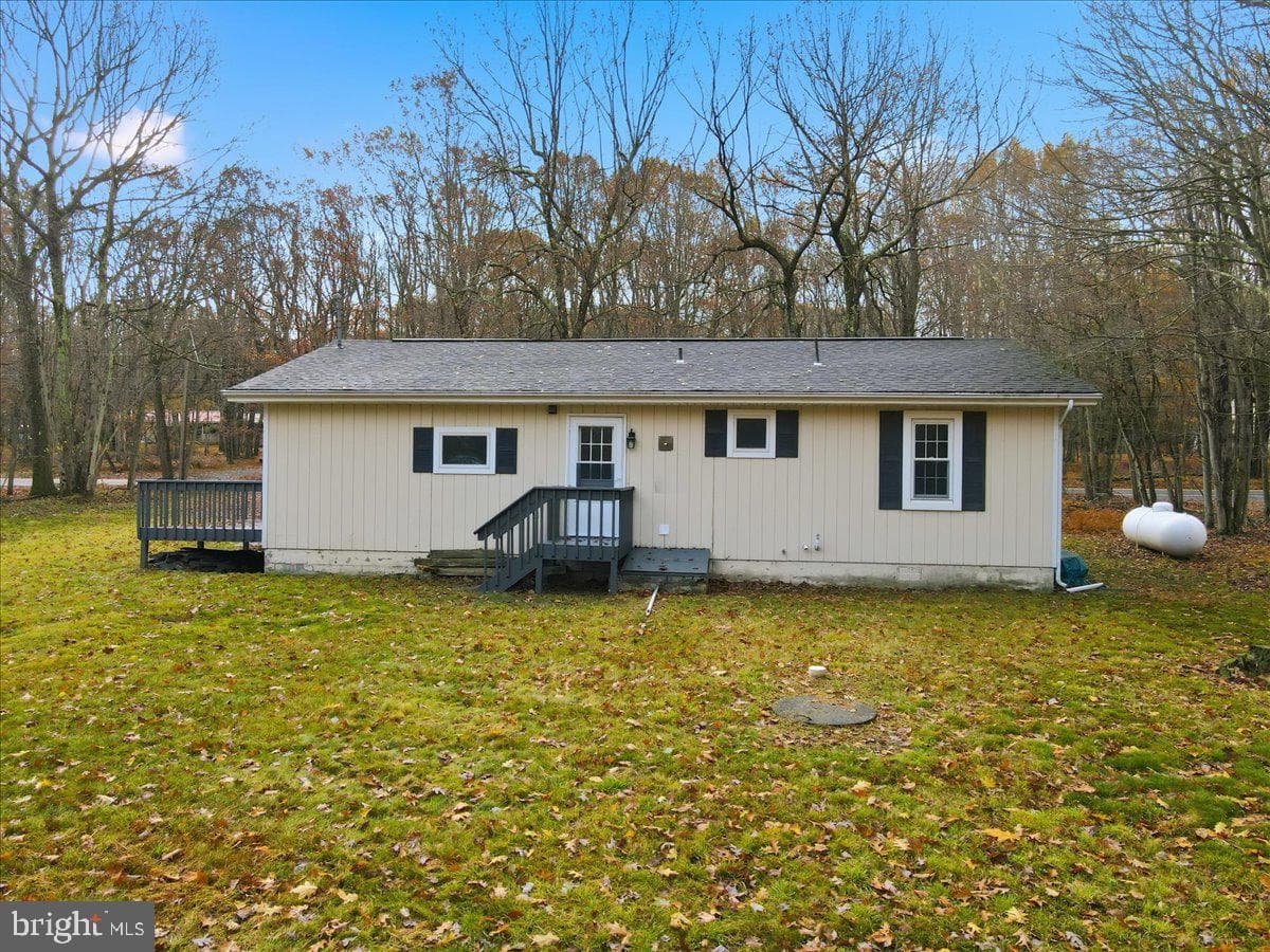 395 Sullivan Trail photo 41