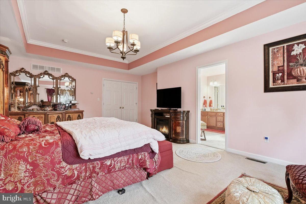 603 Washington Crossing photo 25