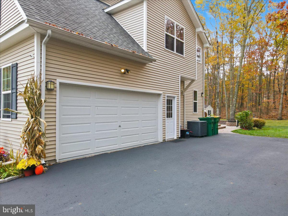 603 Washington Crossing photo 42