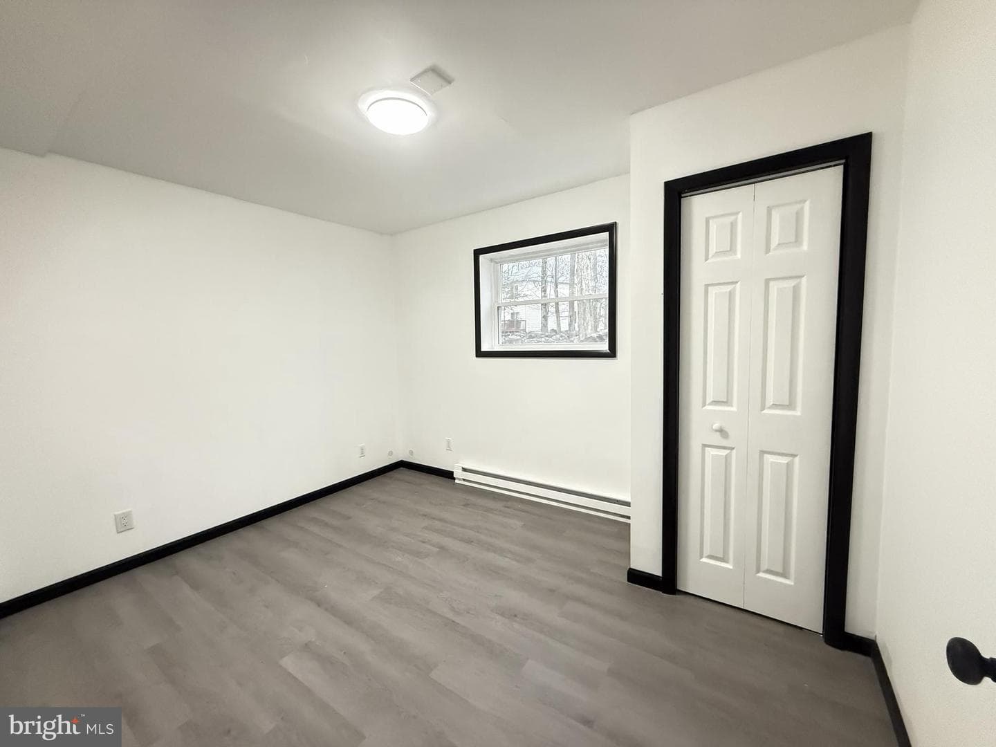 8066 Red Squirrel Drive photo 10