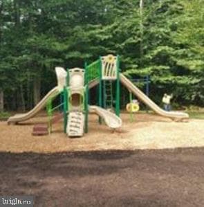 8066 Red Squirrel Drive photo 26