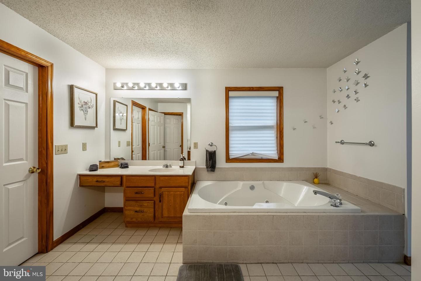 2121 Warwick Circle photo 45