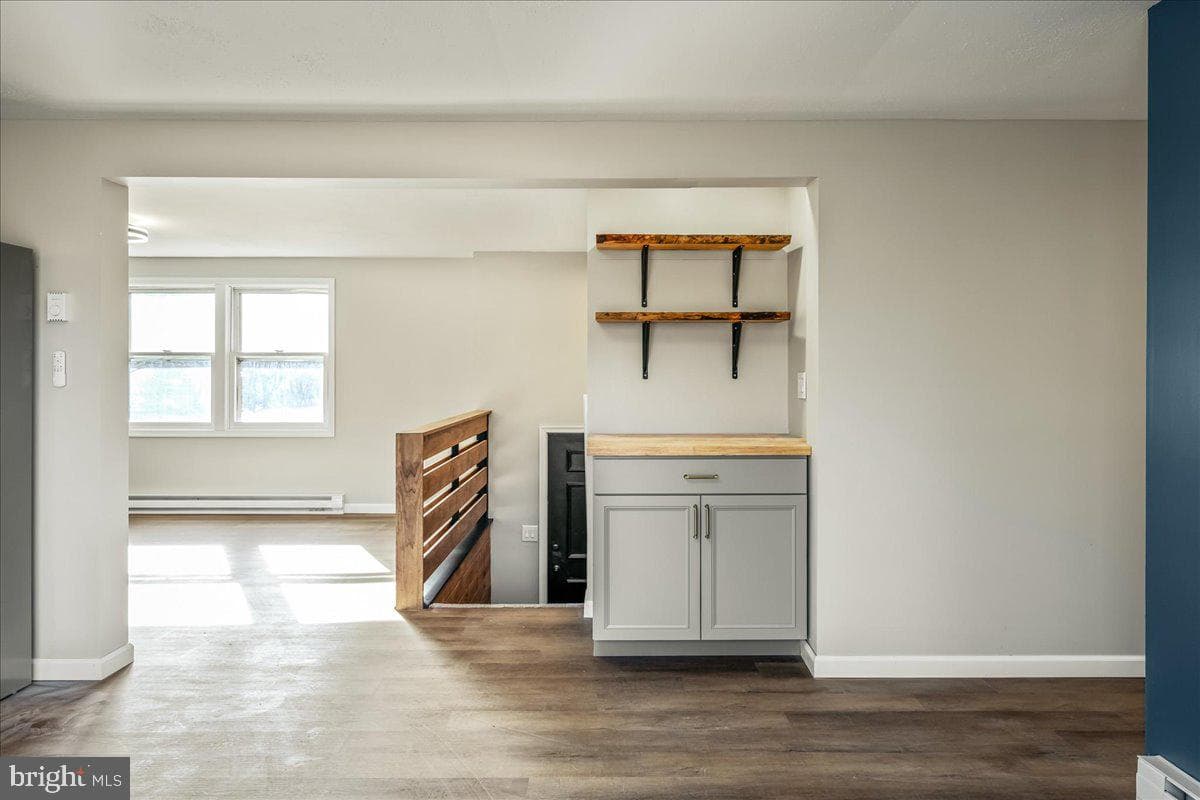 199 Winding Way photo 12