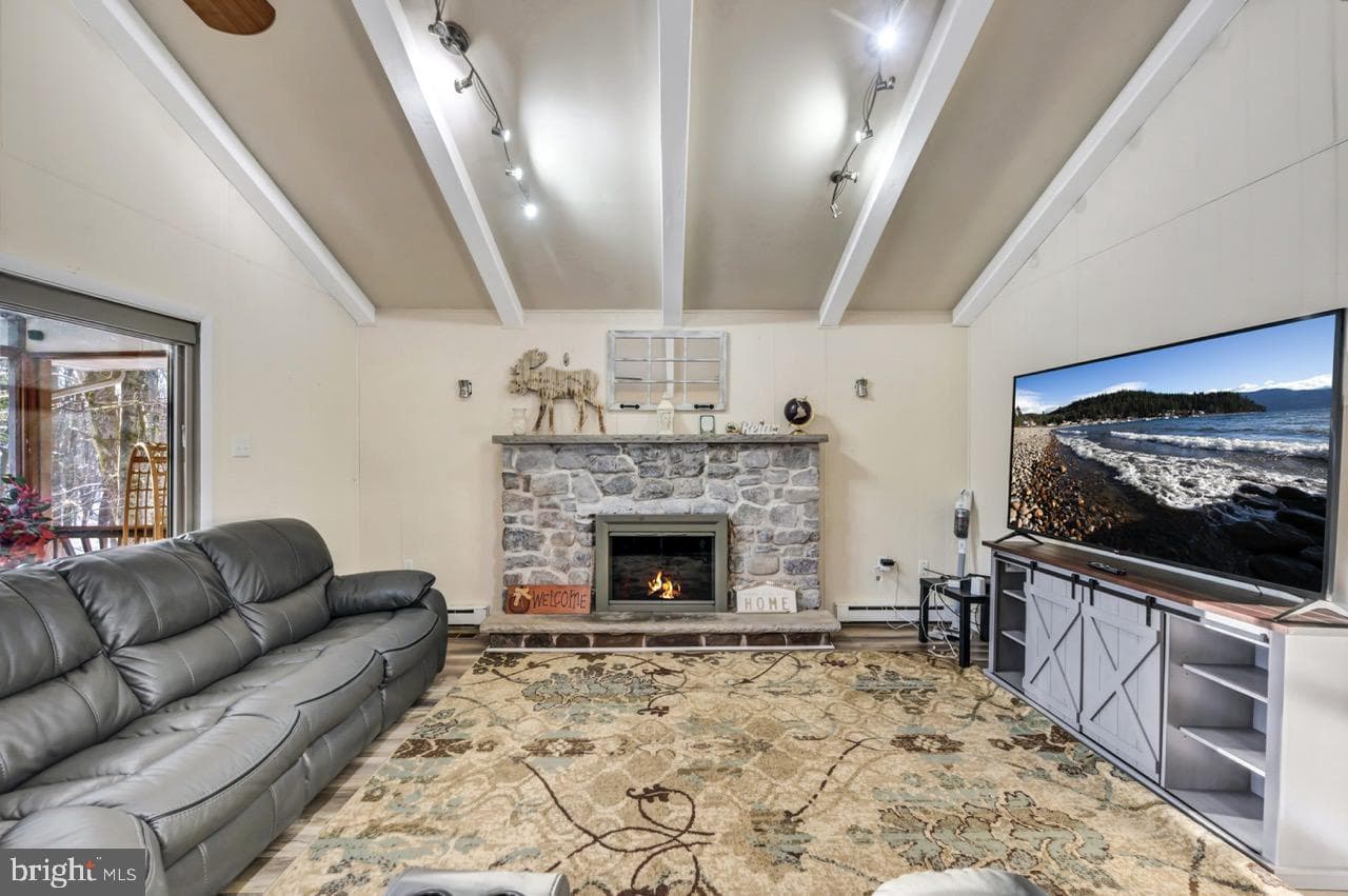 124 Fern Ridge Road photo 9
