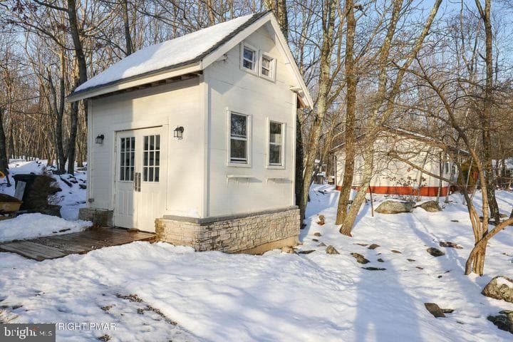 81 Blairwood Lane photo 4