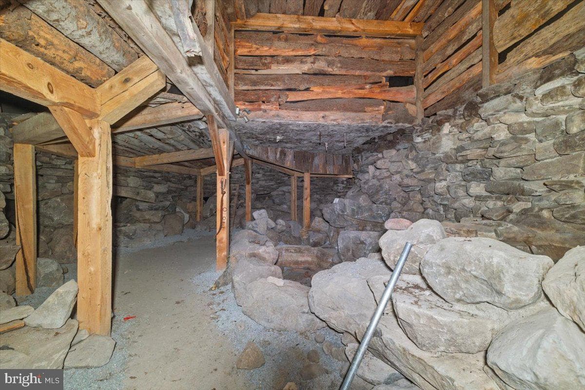 159 Colony Village photo 55