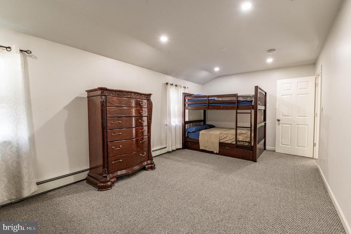 1555 Longleaf Drive photo 40