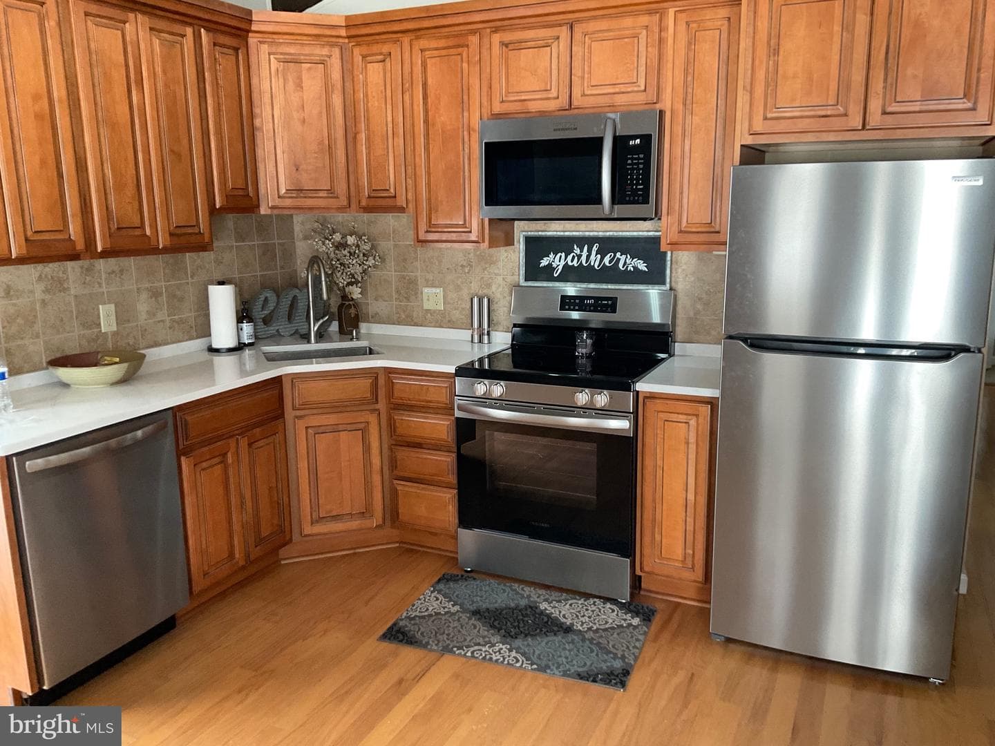 302 Viho Court photo 10