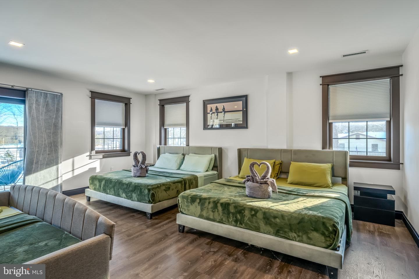 7813 Lake Shore Drive photo 12