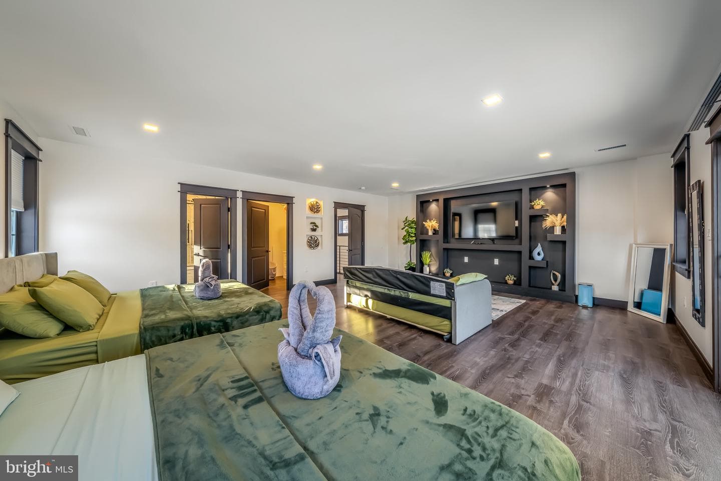 7813 Lake Shore Drive photo 14