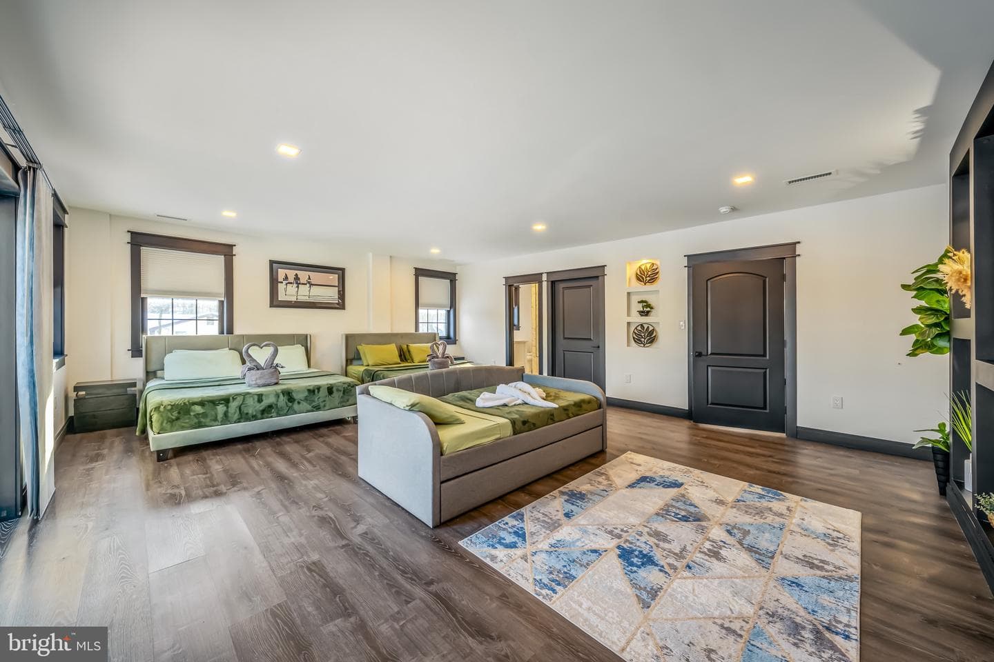 7813 Lake Shore Drive photo 19