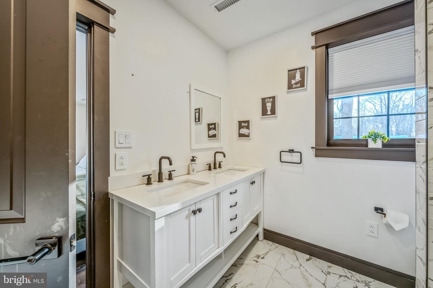 7813 Lake Shore Drive photo 21