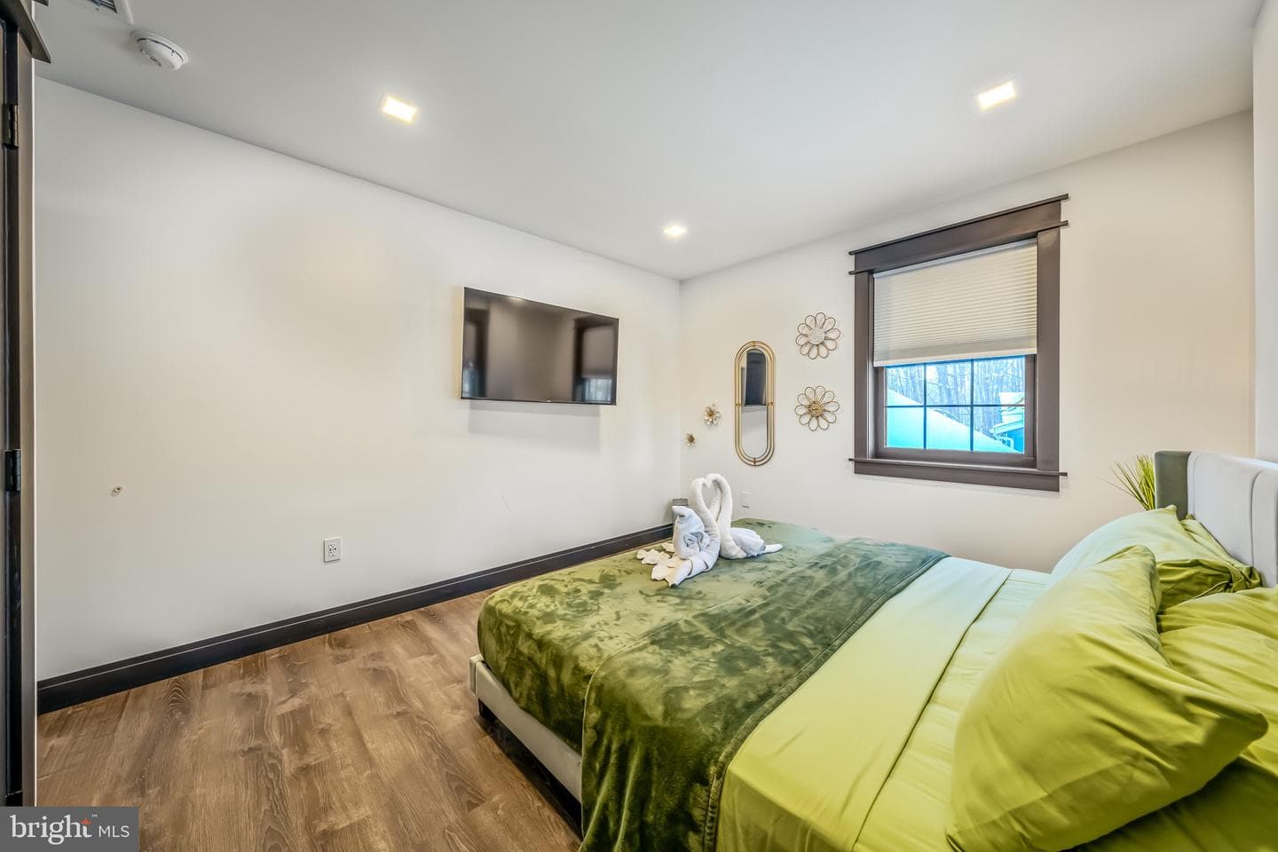 7813 Lake Shore Drive photo 26