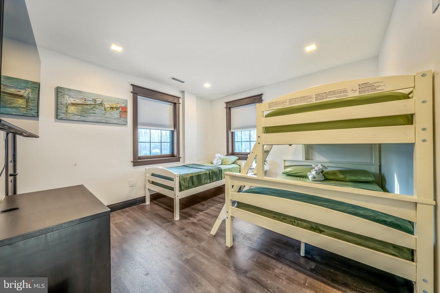 7813 Lake Shore Drive photo 29