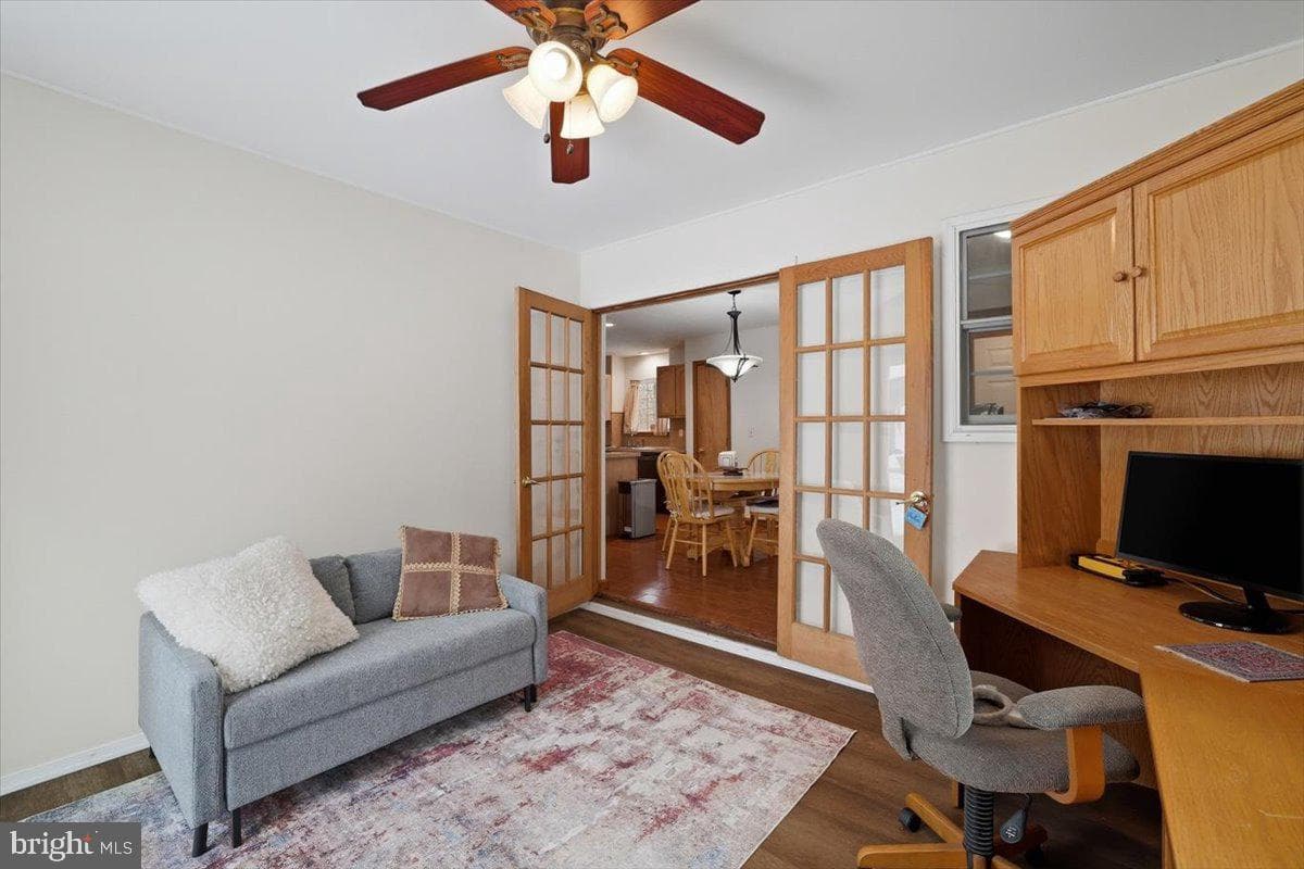 2130 Scarborough Way photo 17