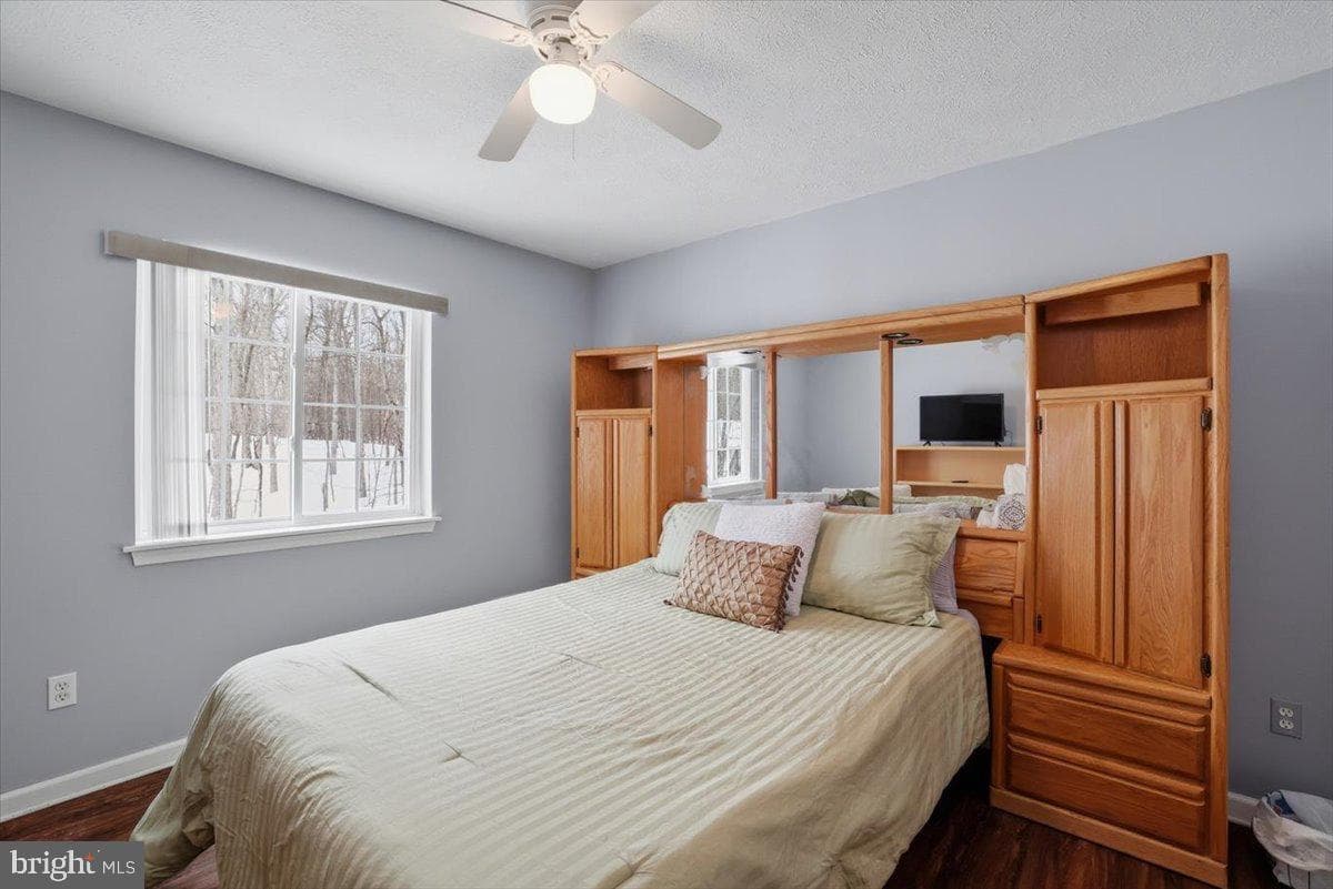 2130 Scarborough Way photo 29