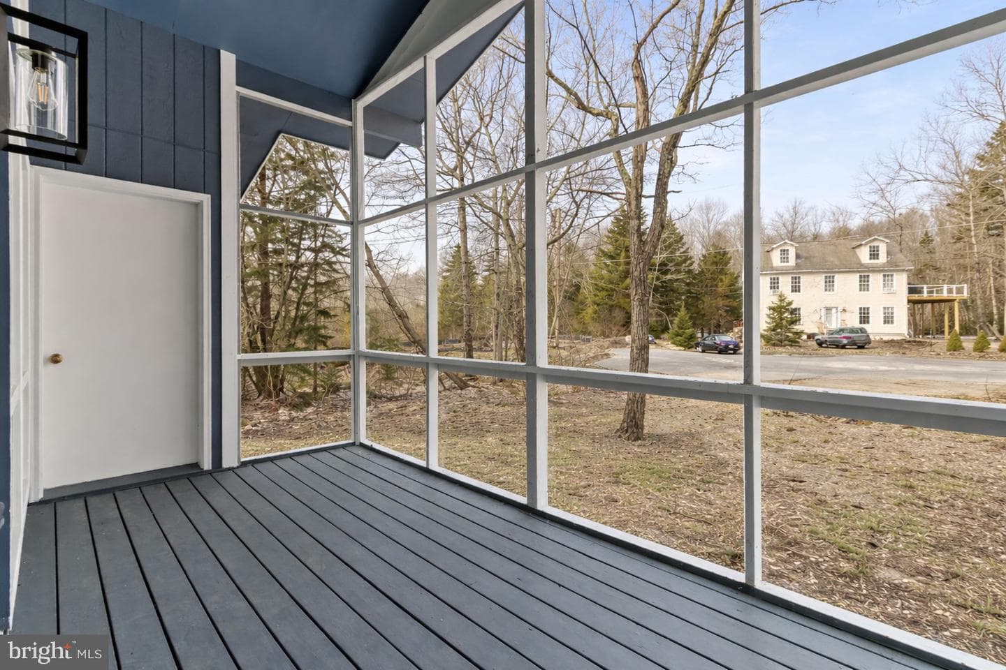 6522 Runnymead Lane photo 4