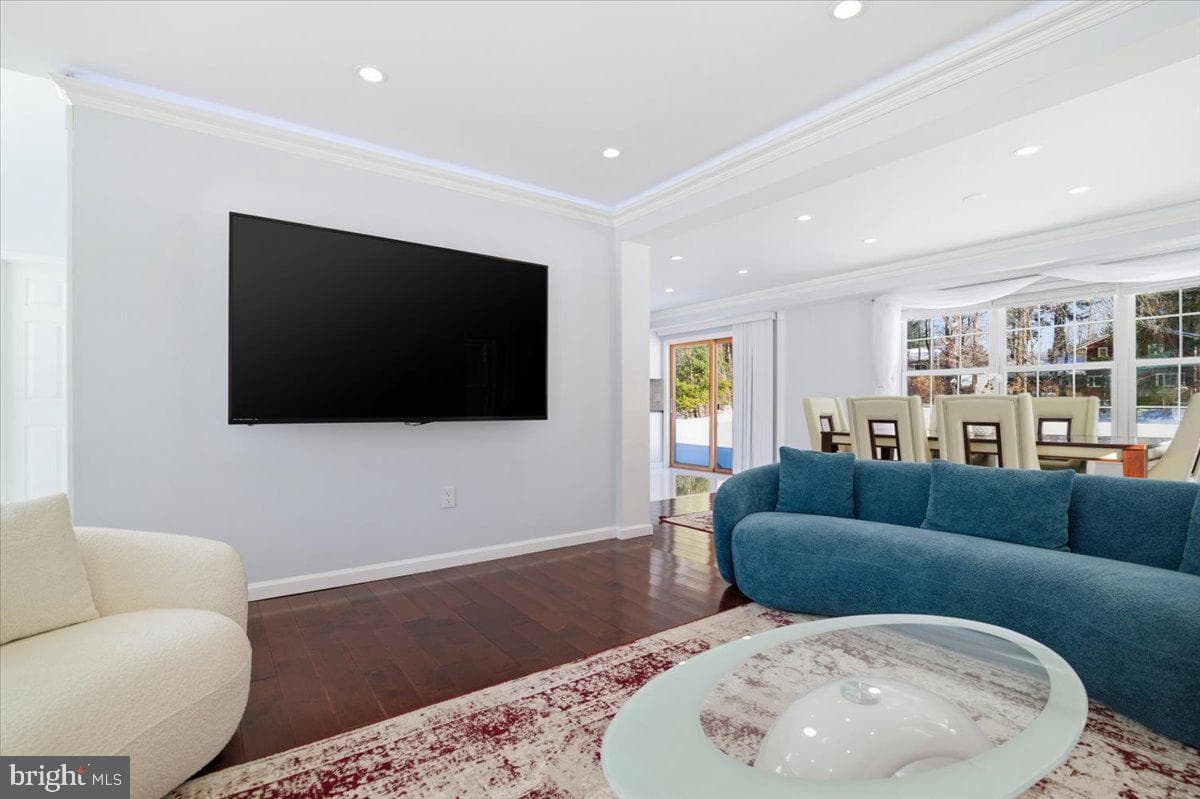 136 Kimberly Drive photo 10
