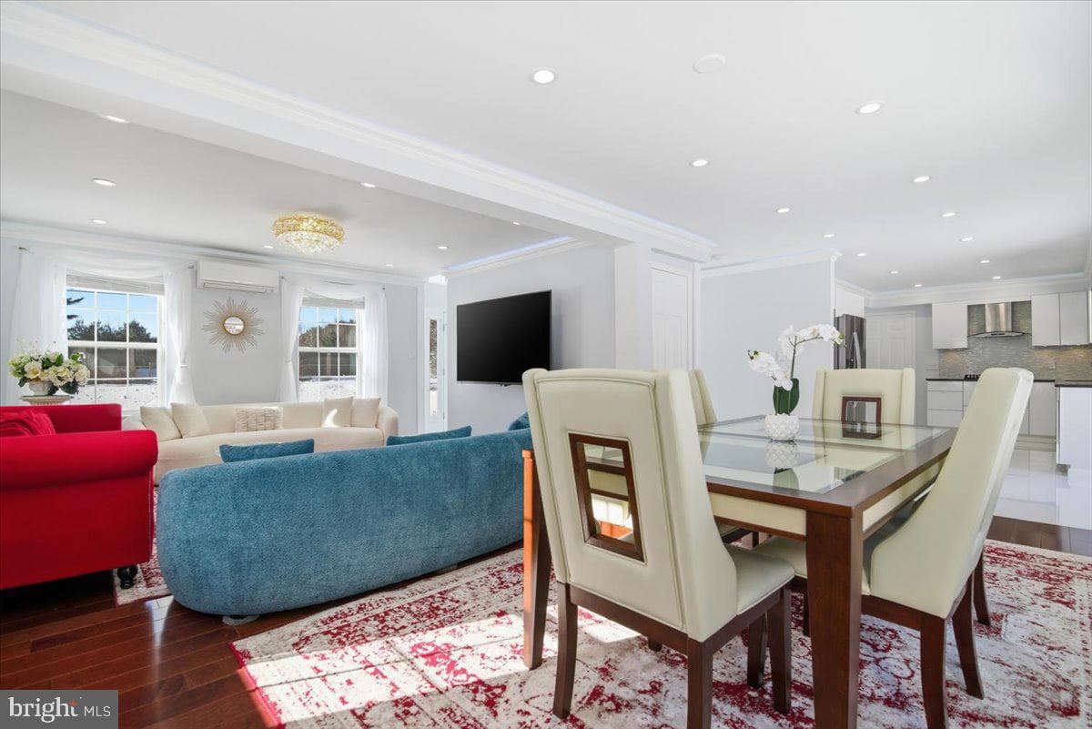 136 Kimberly Drive photo 13