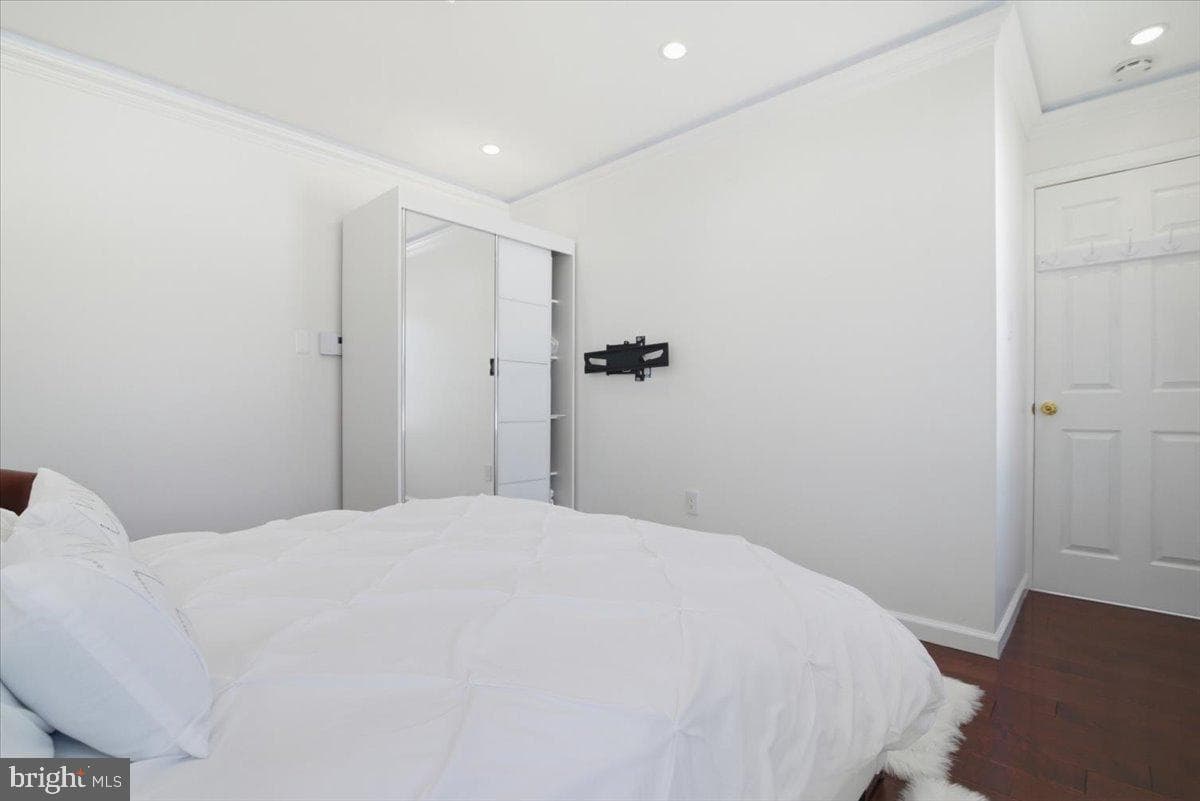 136 Kimberly Drive photo 32