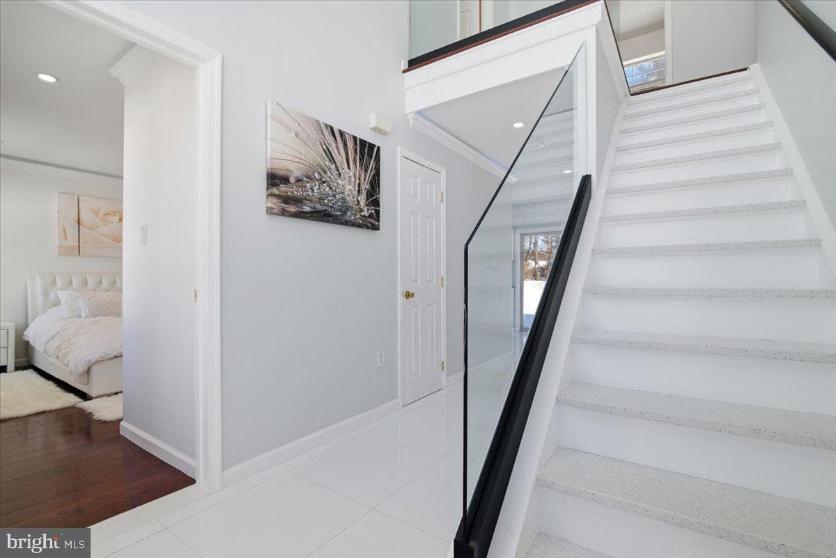 136 Kimberly Drive photo 36