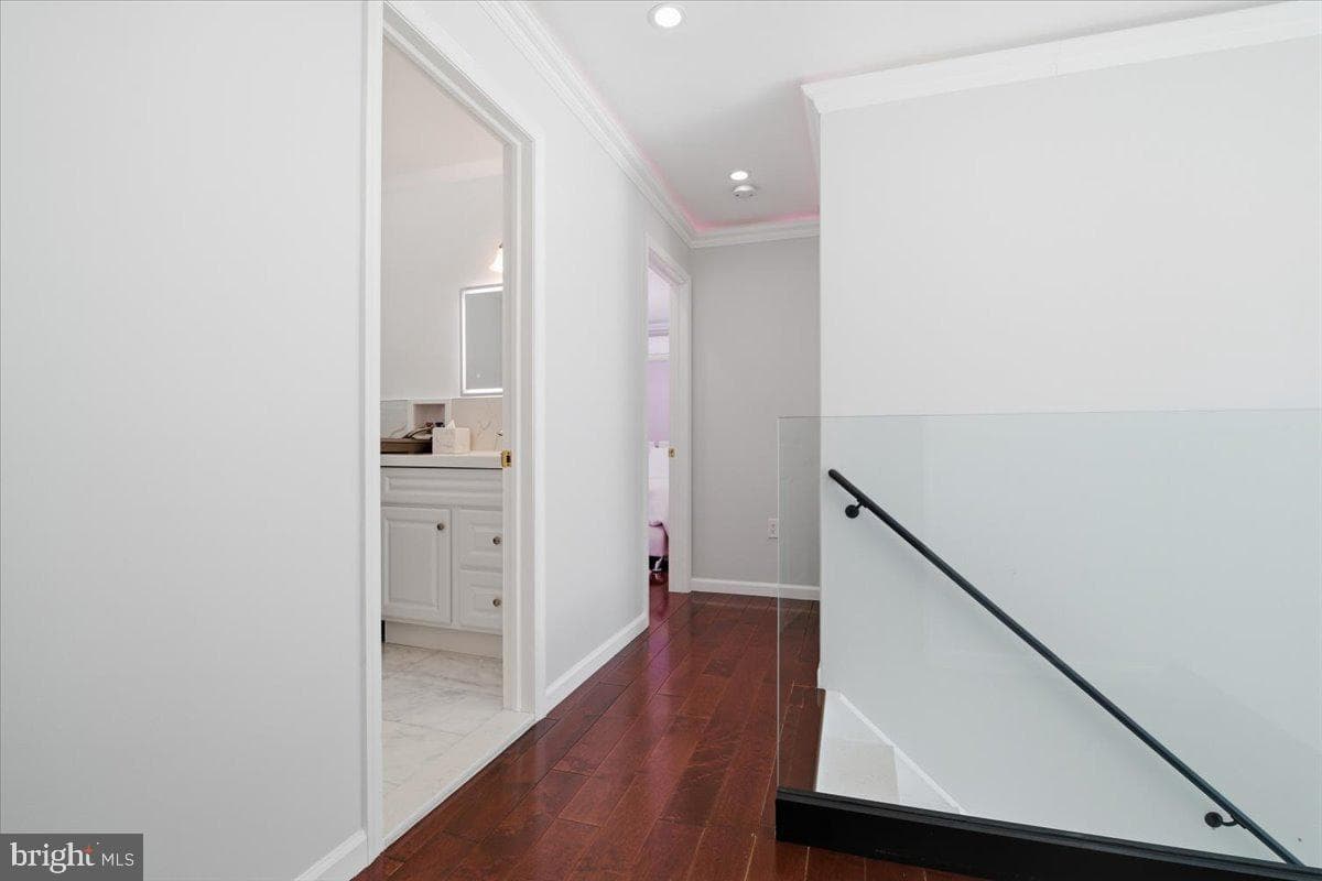 136 Kimberly Drive photo 40