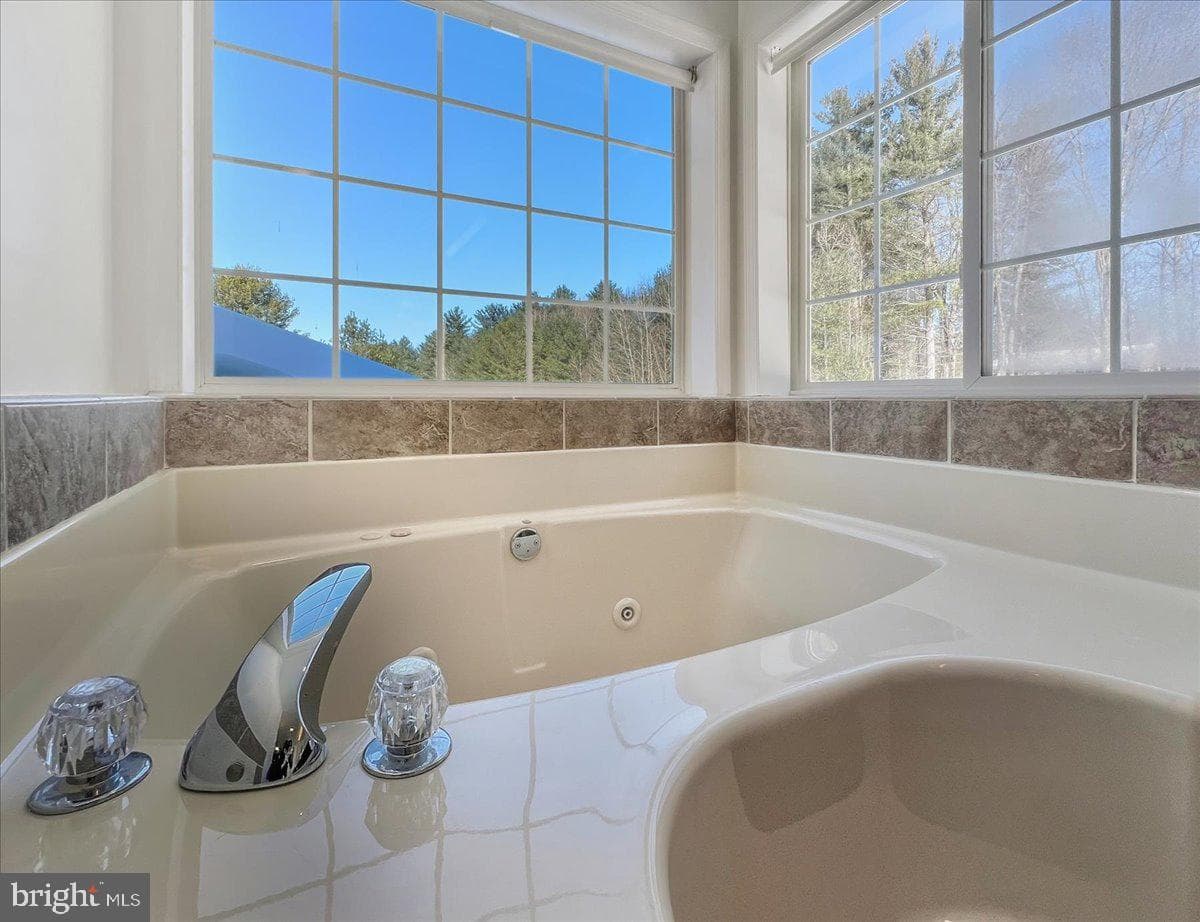 136 Kimberly Drive photo 63