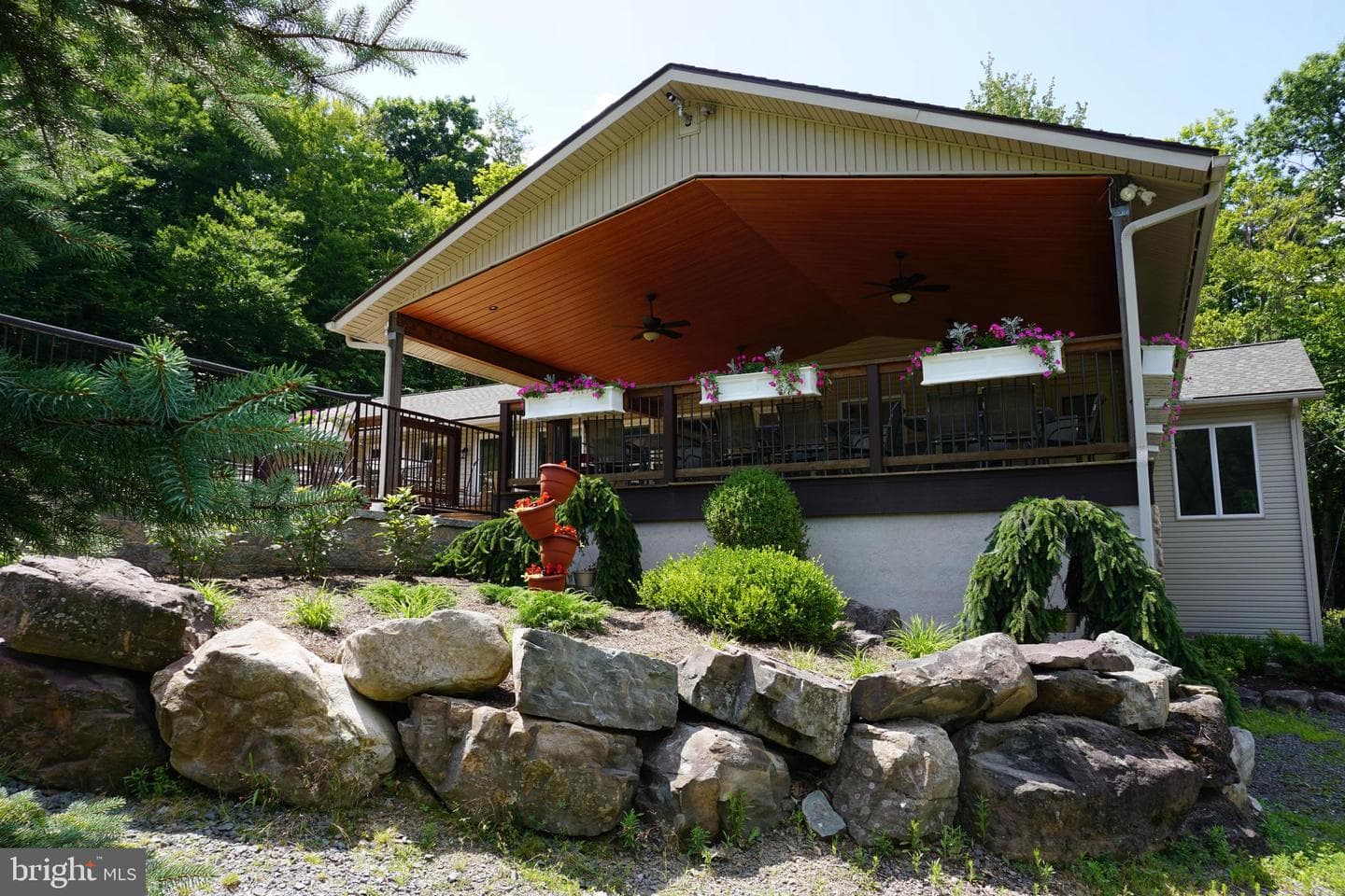 391 Berry Lane photo 37