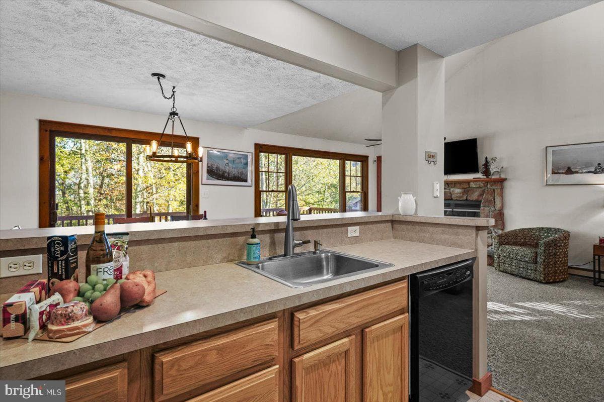 182 Upper Deer Valley Road photo 10