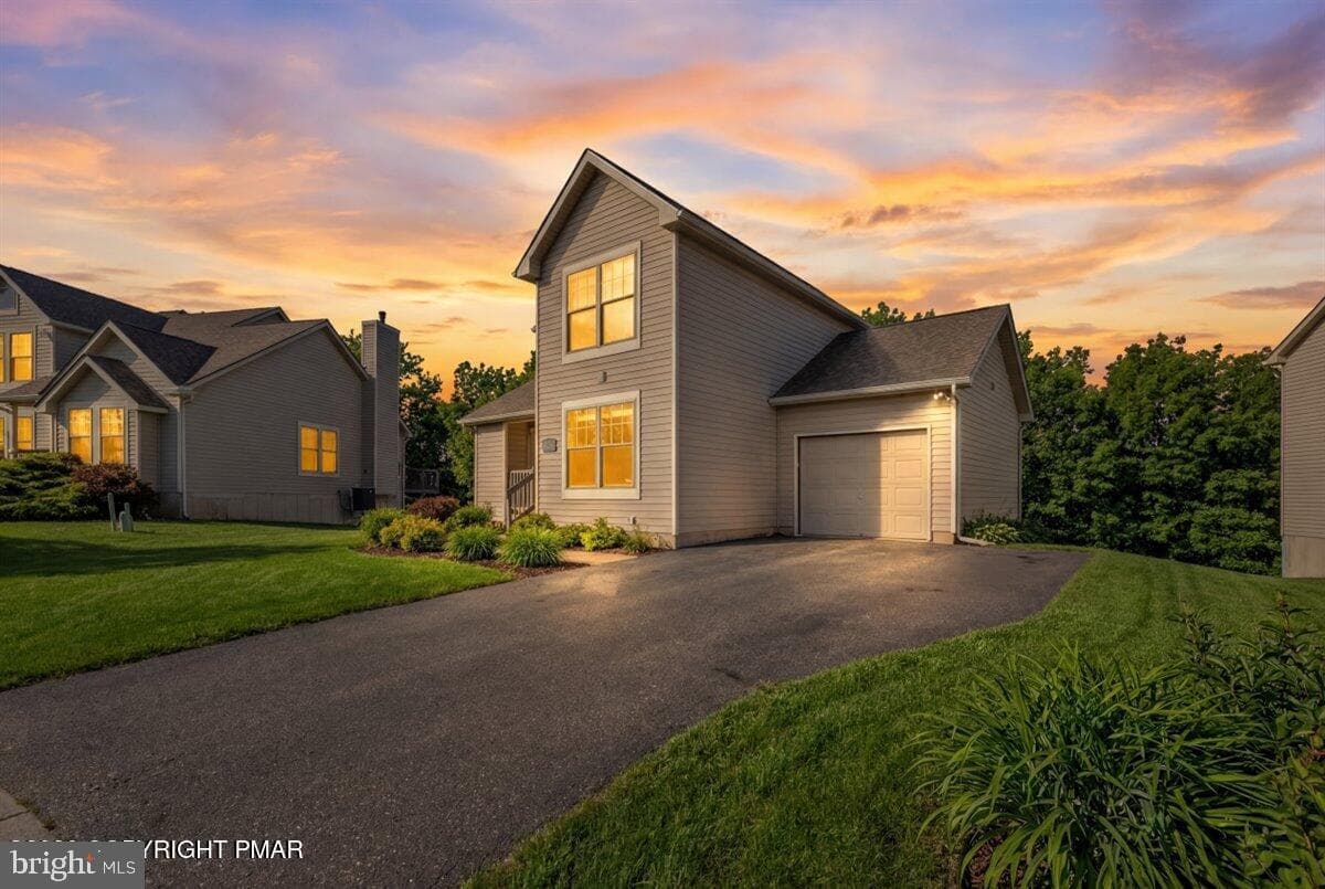 208 Sycamore Court