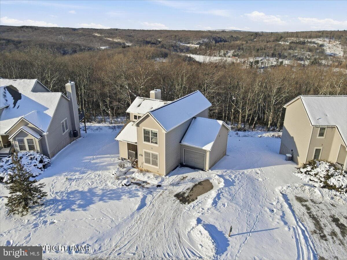 208 Sycamore Court photo 48