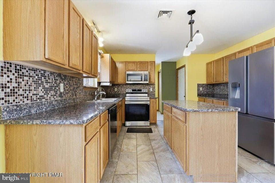 104 Corine Way photo 22