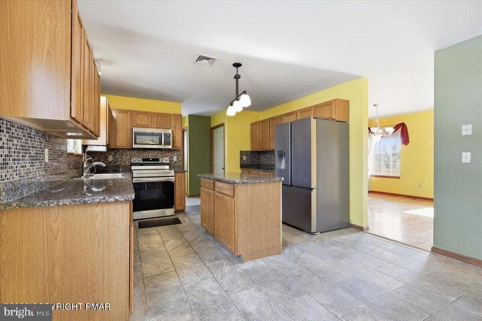 104 Corine Way photo 23