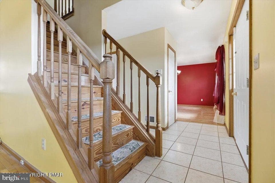 104 Corine Way photo 8