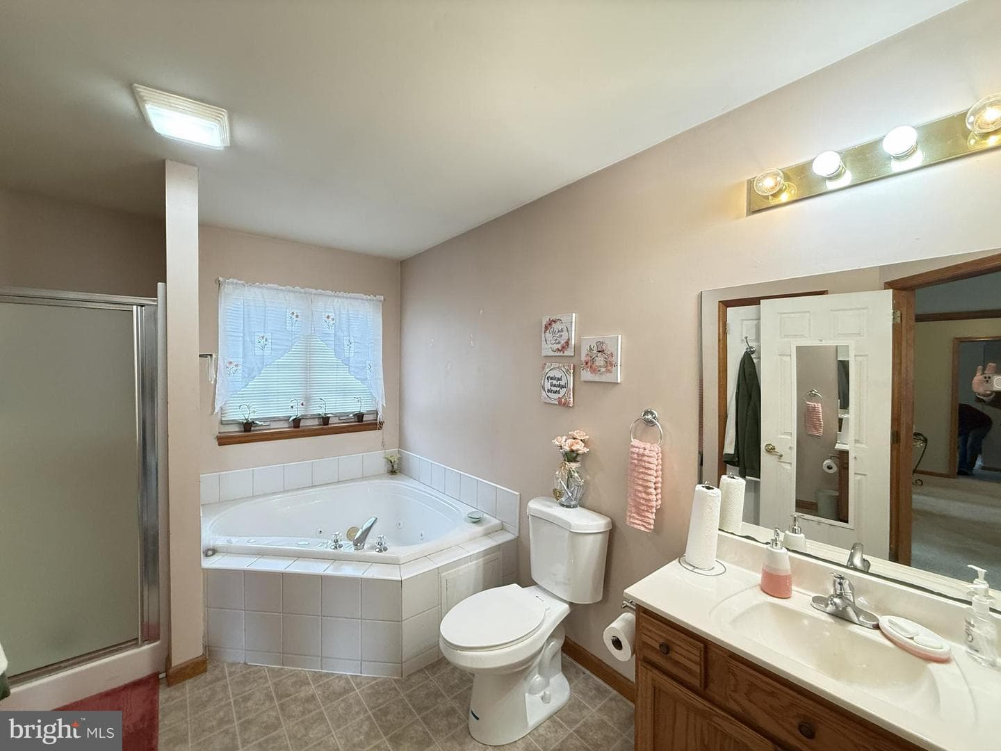 2005 Palisades Drive photo 19