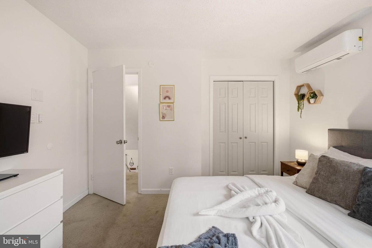 9246 Westwood Drive photo 17