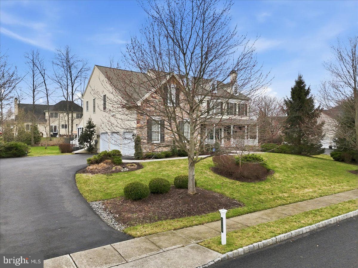 718 Cypress Drive photo 4