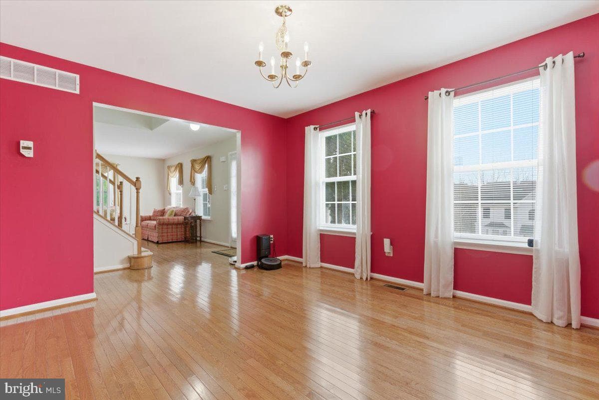 706 Franklin Court photo 36