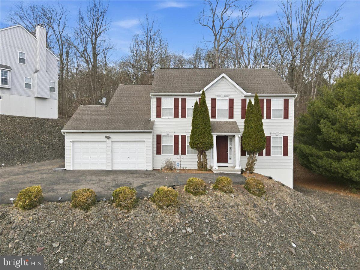 706 Franklin Court photo 5