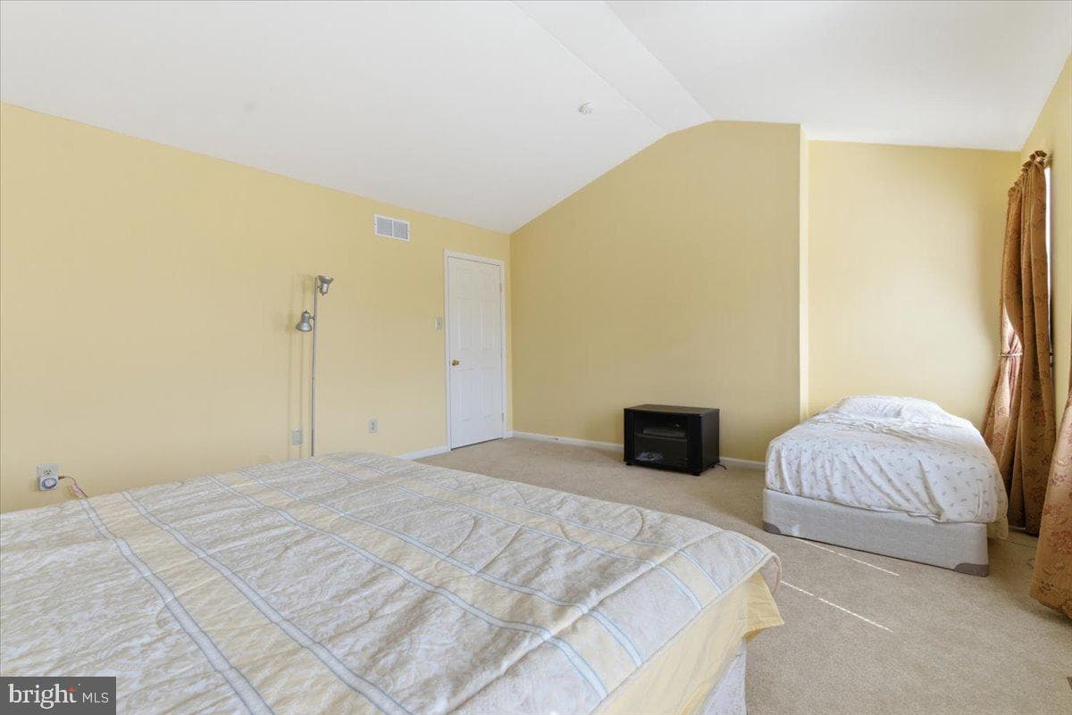 706 Franklin Court photo 60