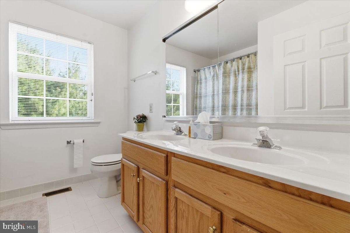 706 Franklin Court photo 65