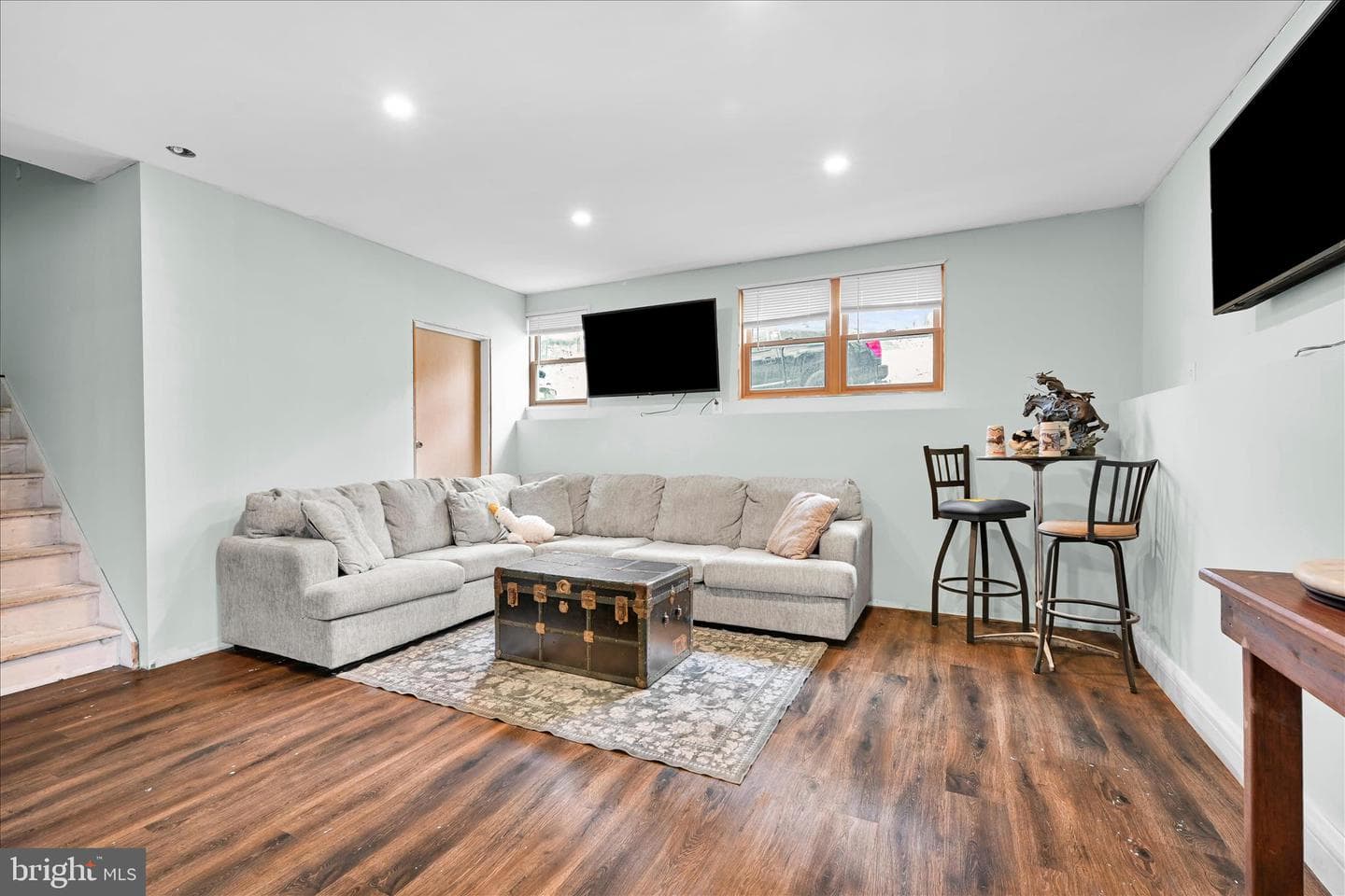 434 Somerset Drive photo 32